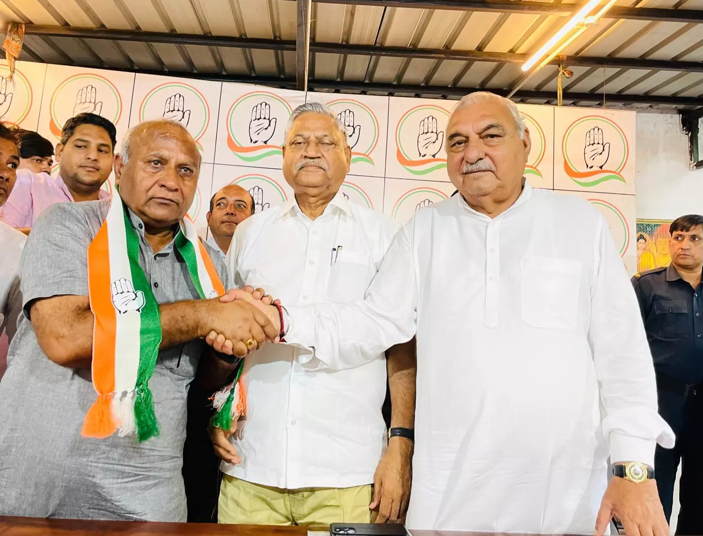 BJP leader Karan Dev Kamboj jumps ship, joins Congress