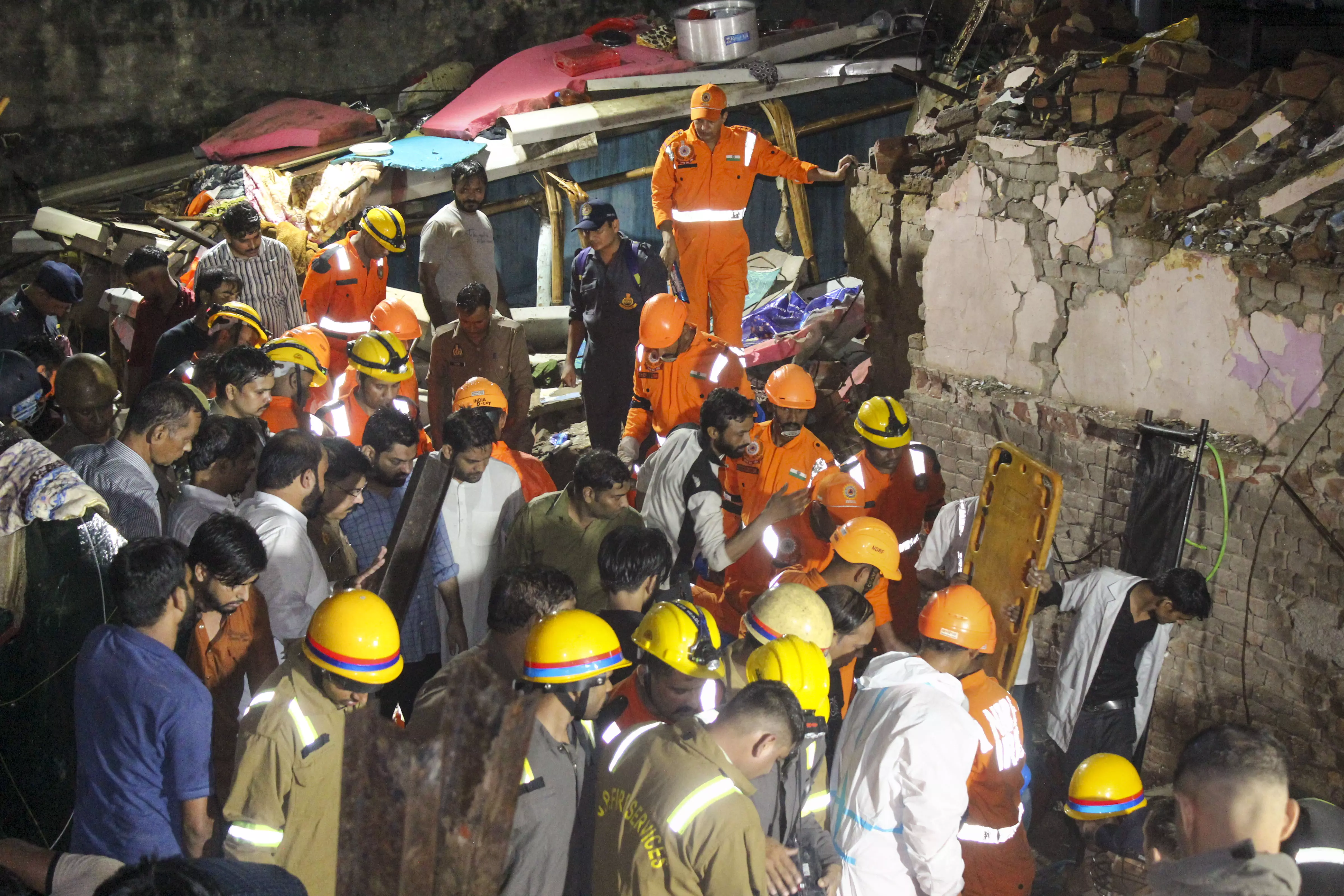 Meerut house collapse: Death toll rises to 10; rescue on to find one missing person