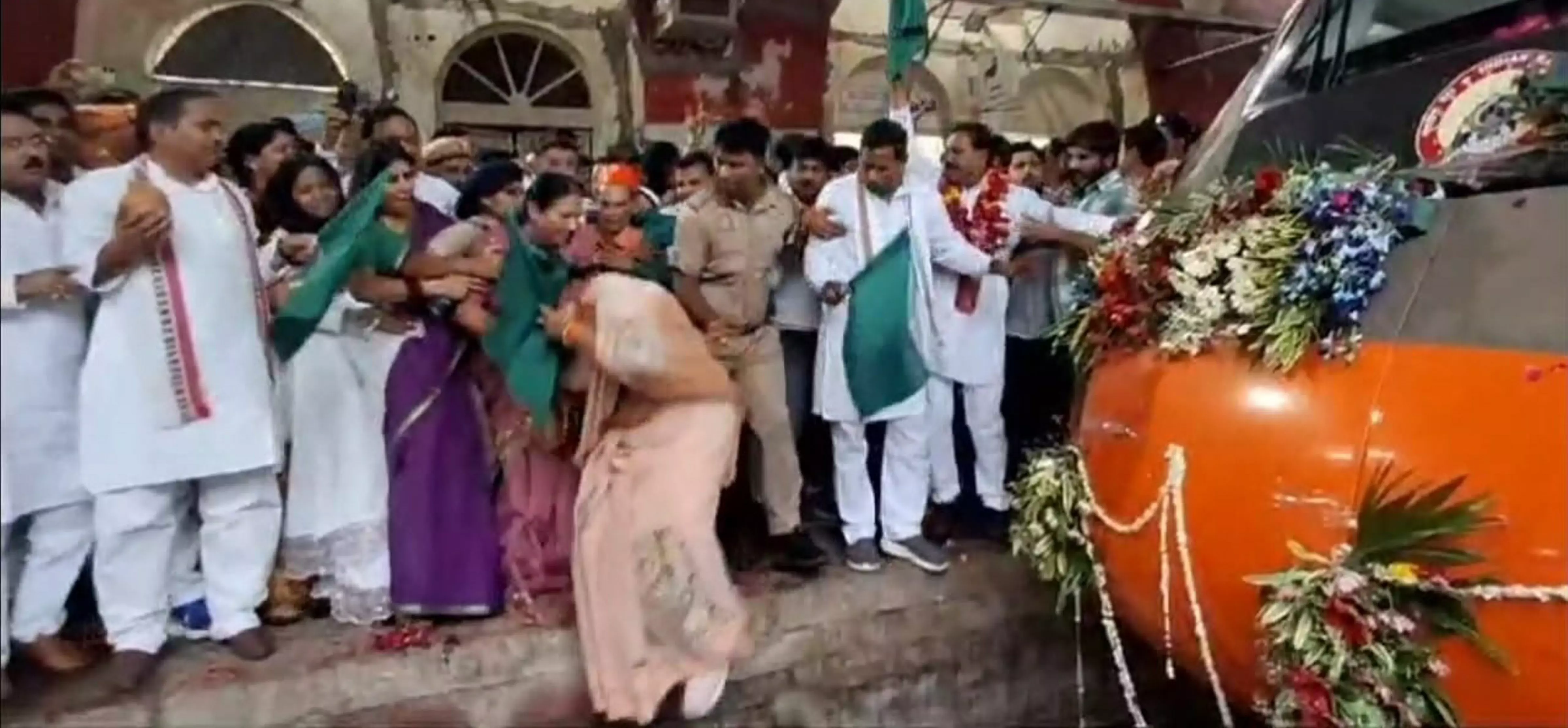 UP: BJP MLA Sarita falls on rail track while flagging off Vande Bharat train