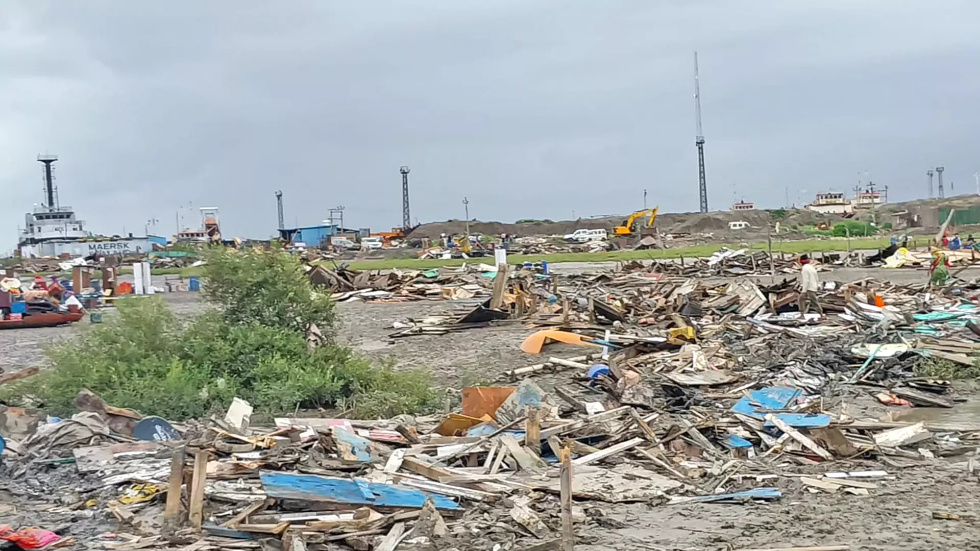 A Muslim fishermen settlement razed to the ground.