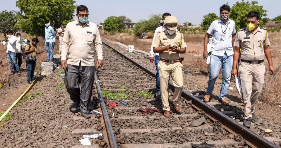 Gujarat: Fish plates removed from railway track in Surat; police suspect sabotage attempt