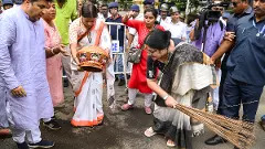 Kolkata rape-murder: BJP workers throng police stations to cleanse them over probe ‘lapses’
