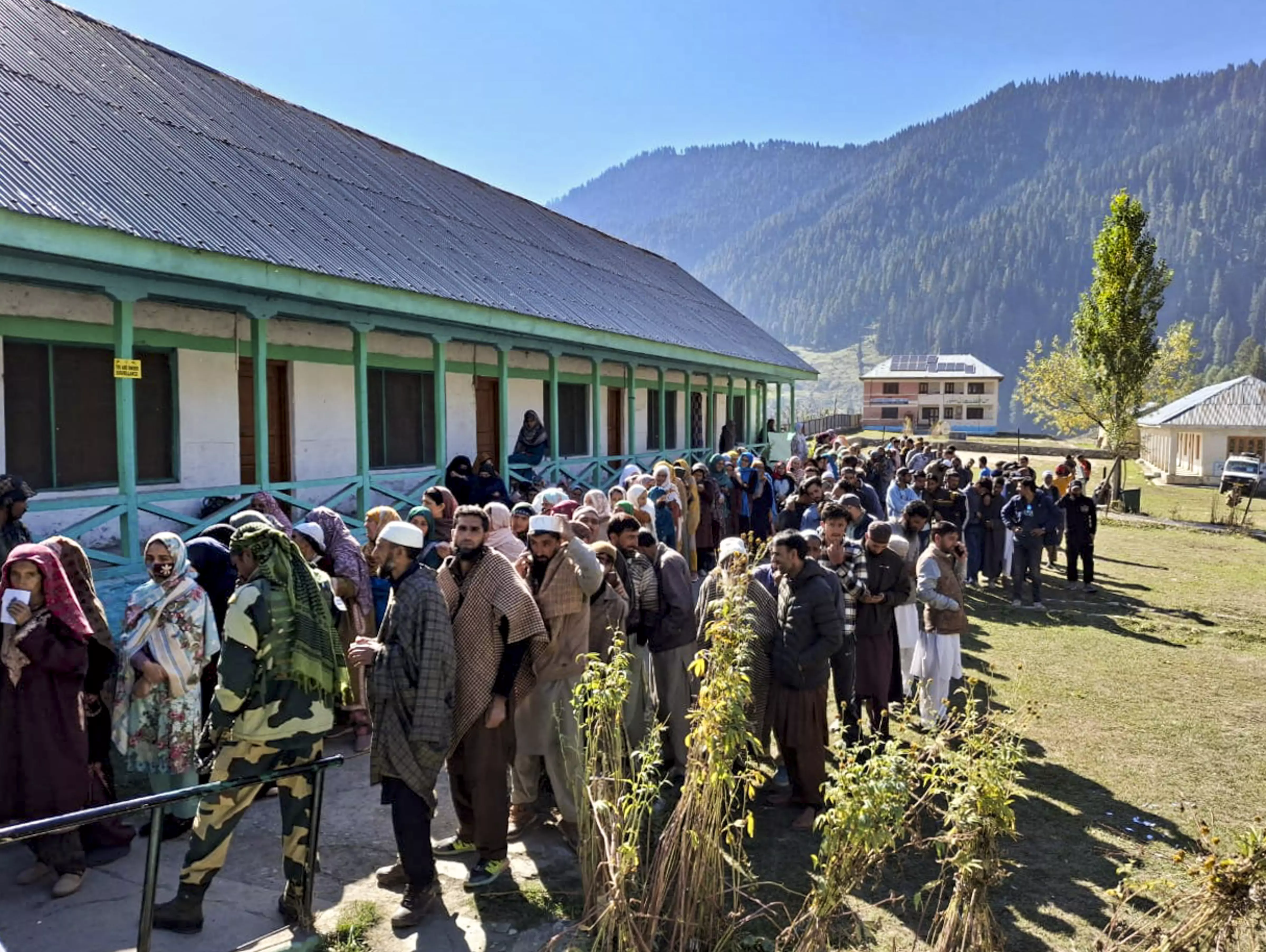 LIVE | J&K Assembly polls final phase: 56% voter turnout till 3 pm