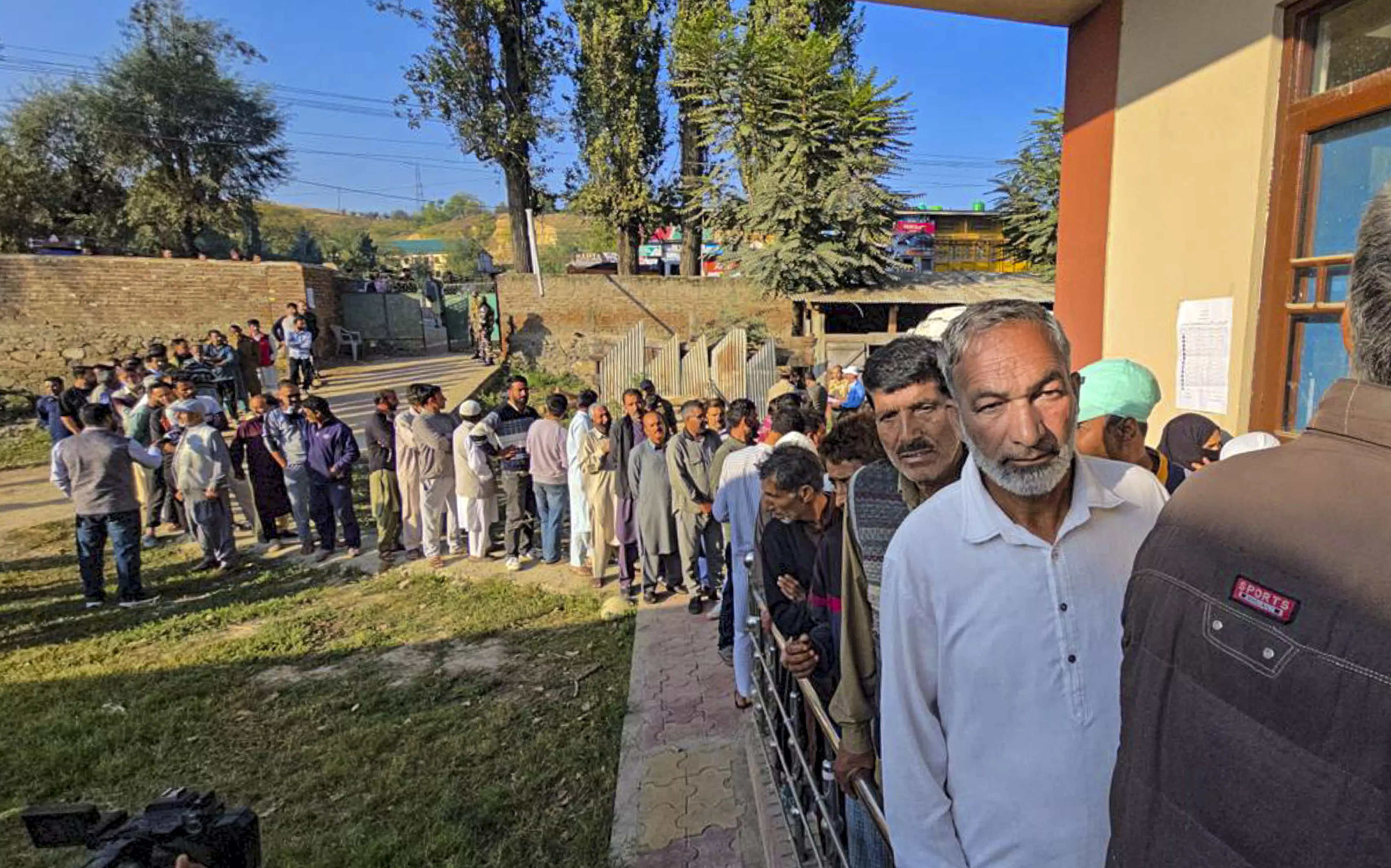 LIVE | J&K Assembly polls final phase: Turnout may surpass LS poll figures