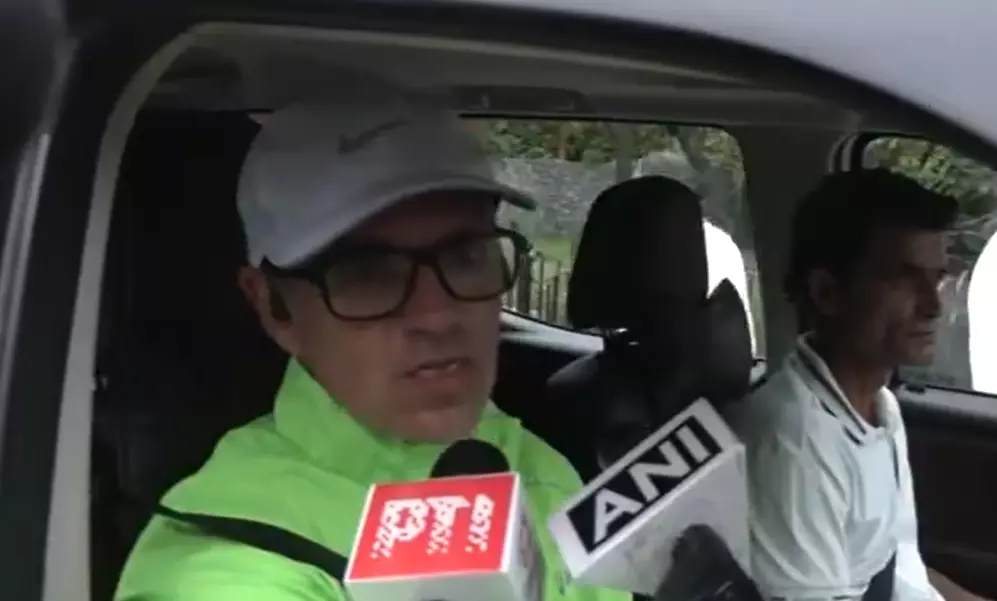 J&K | BJP should not fiddle with peoples mandate: Omar Abdullah