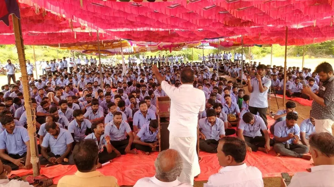 TN: Samsung workers continue strike at Sriperumbudur, demand recognition of union