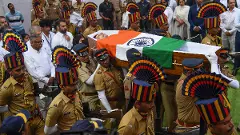 Ratan Tatas final rites performed as per Parsi tradition