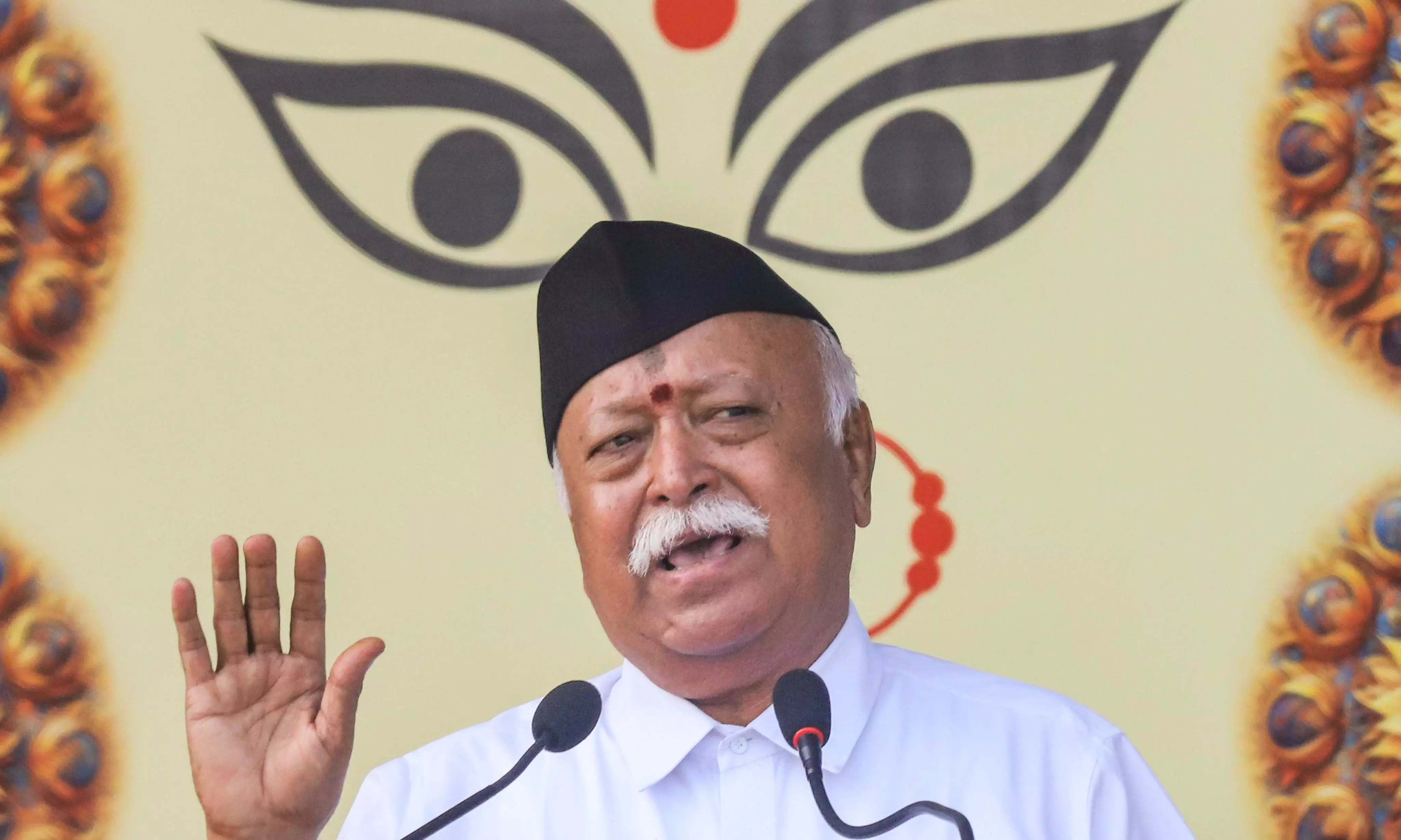 On RSS foundation day, chief’s message to people: Follow Constitution, always