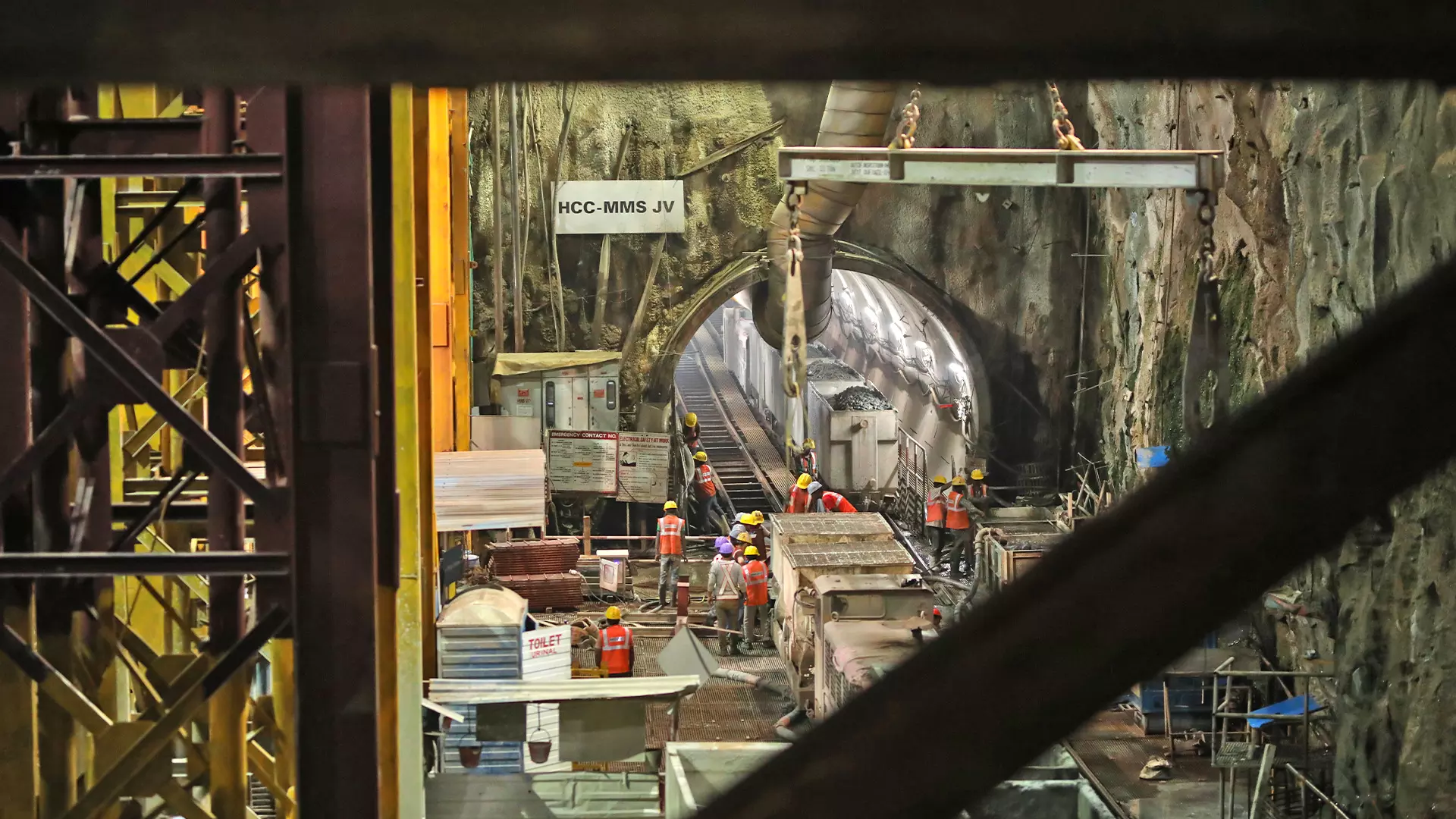 It is also the first time in a city that 17 Tunnel Boring Machines worked simultaneously for an underground metro project. 