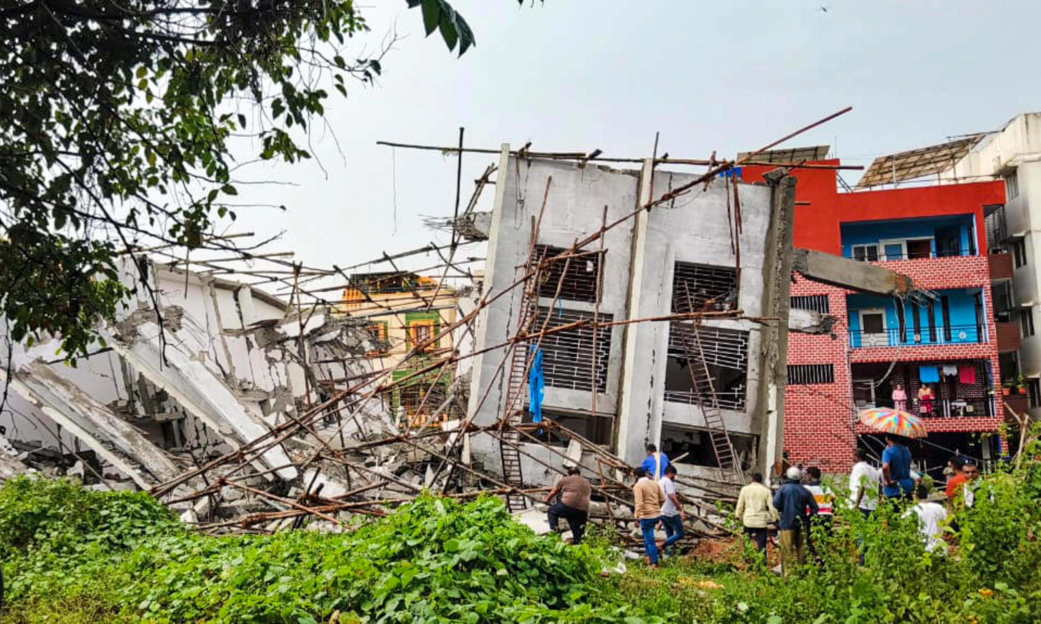 Bengaluru rains: 1 dead, 5 missing in building collapse; schools shut ...