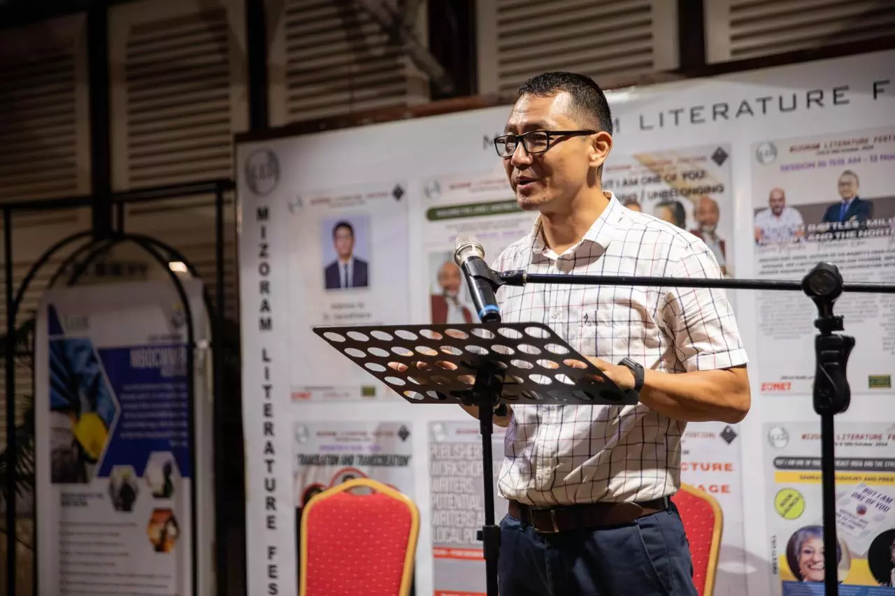 Vanlalruata Ralte, chairperson of the festivals organising committee and owner of The Book Café Aizawl, addressing an audience.