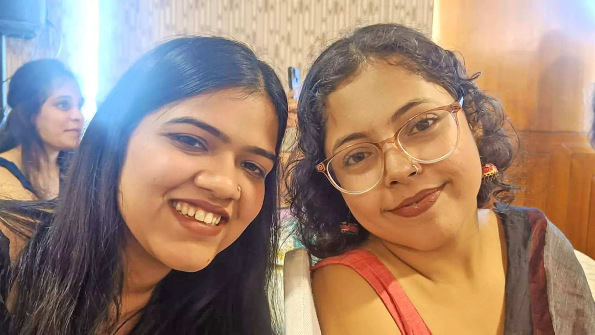 Gurgaon-based Aarti Batra (right) with her friend Priya Verma (left) from Bengaluru. Verma came to cheer her friend on her success. Photo: Maitreyee Boruah