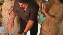 SRK turns 59, fans wait outside Mannat to catch superstars glimpse