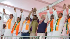 Wont let Maharashtra become ATM of Congress: PM Modi at Akola rally