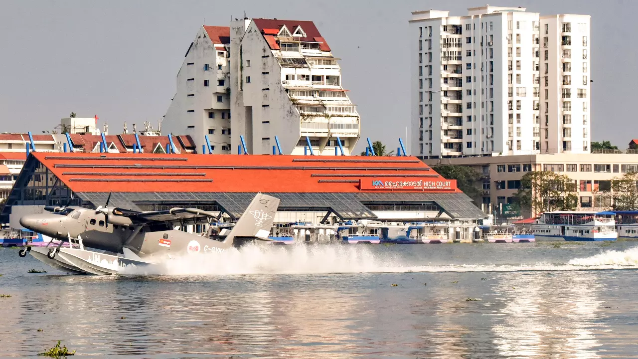 Kerala | First seaplane successfully completes trial run, lands at Mattupetty dam in Idukki