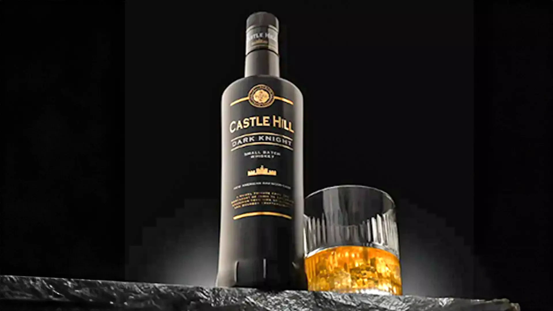 Castle Hill Dark Knight is a hundred per cent corn whiskey that pays tribute to the great American whiskey tradition. 