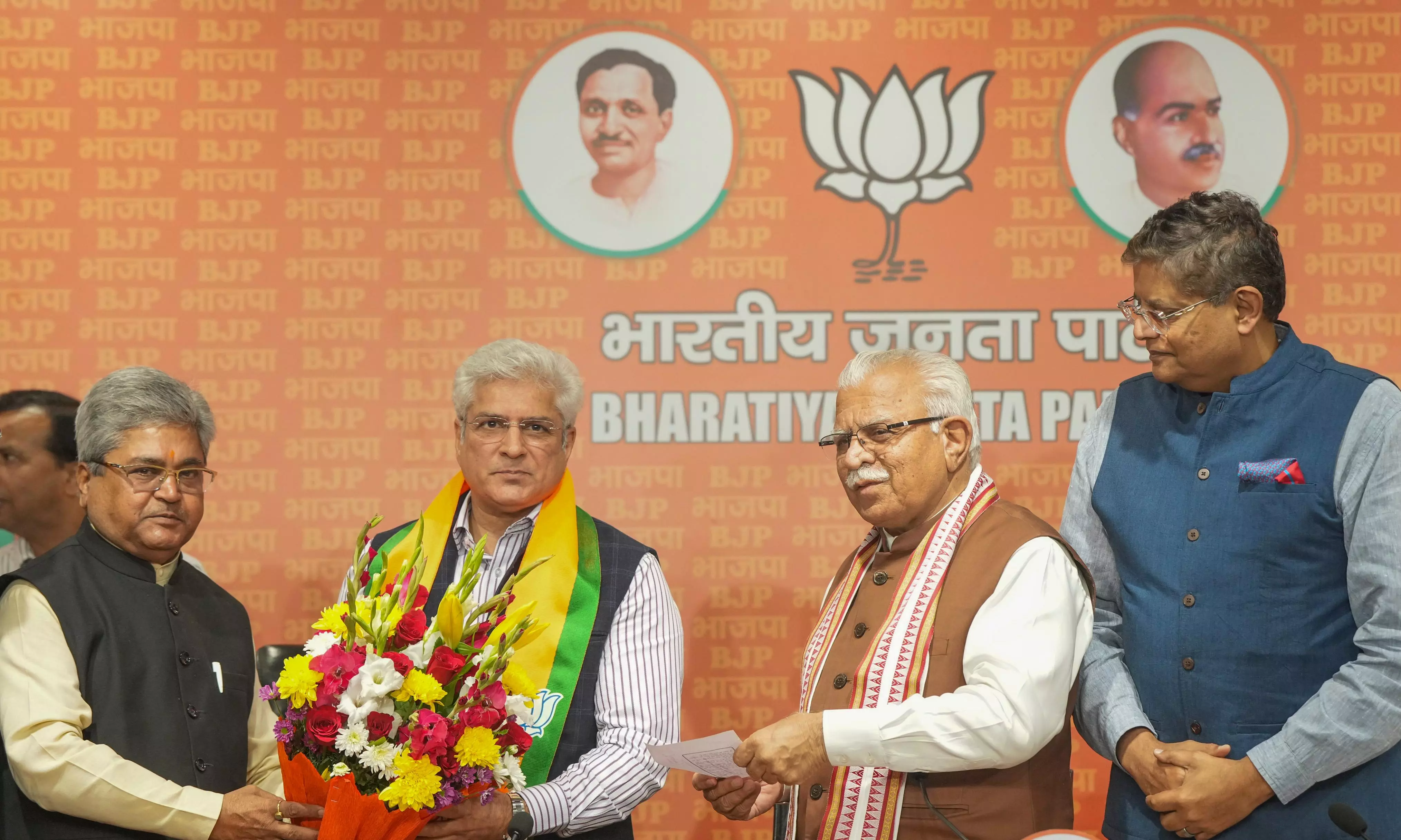 Kailash Gahlot joins BJP a day after quitting AAP, Delhi cabinet