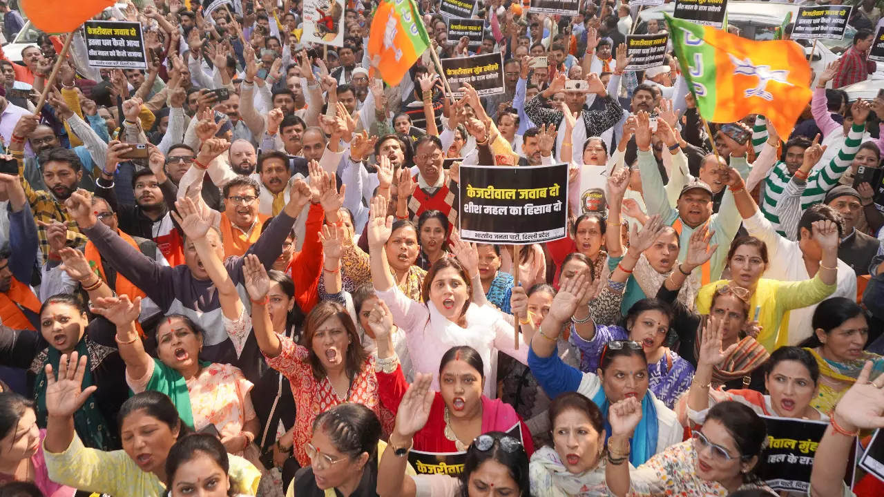 Expensive items at Kejriwals earlier bungalow: BJP stages protests