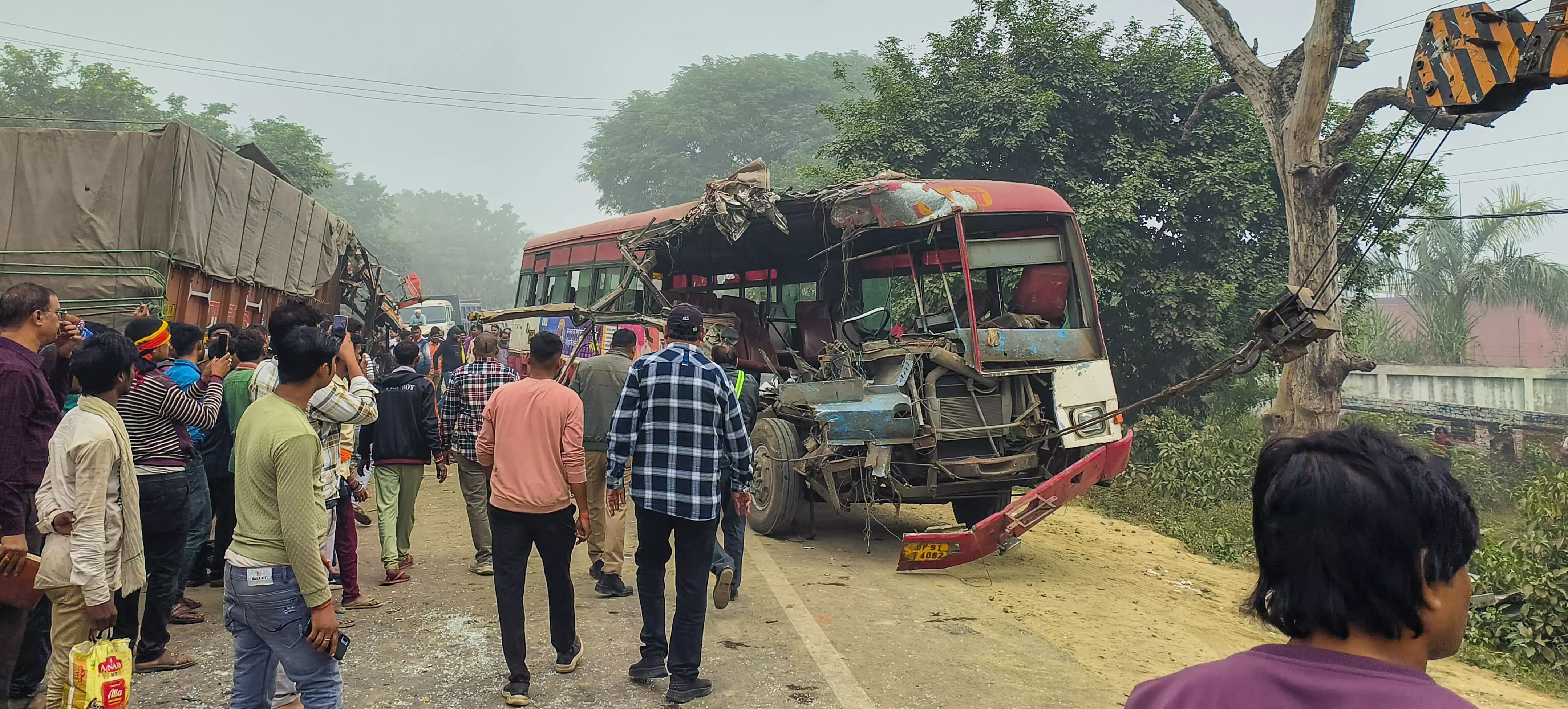 Bus-truck collision on Yamuna Expressway in Aligarh; 5 killed, several injured