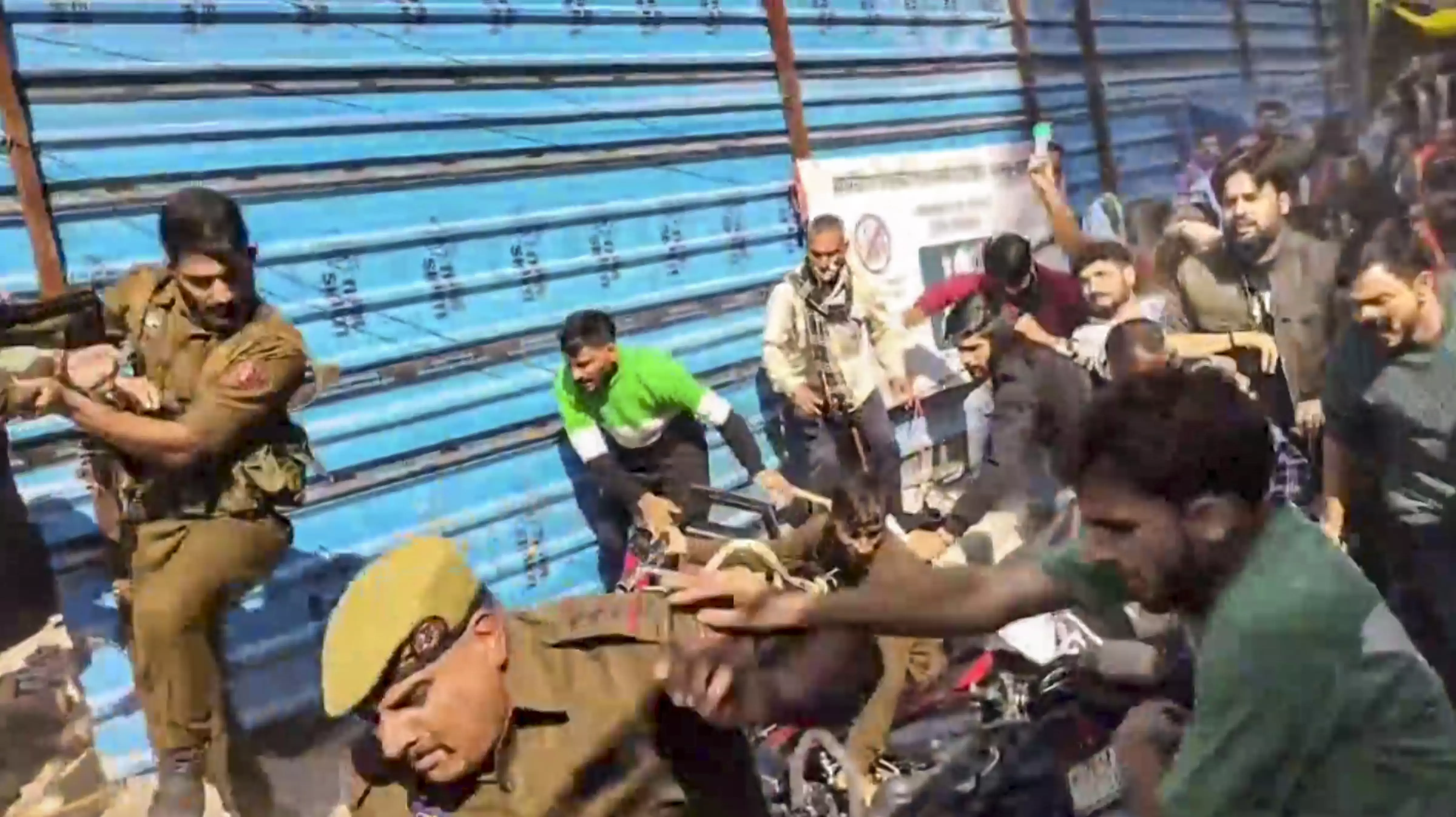 J-K: Protesters clash with cops during anti-ropeway protest in Katra