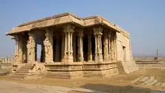 Amid disappearing history, Karnataka grasps with poor tourism inflow