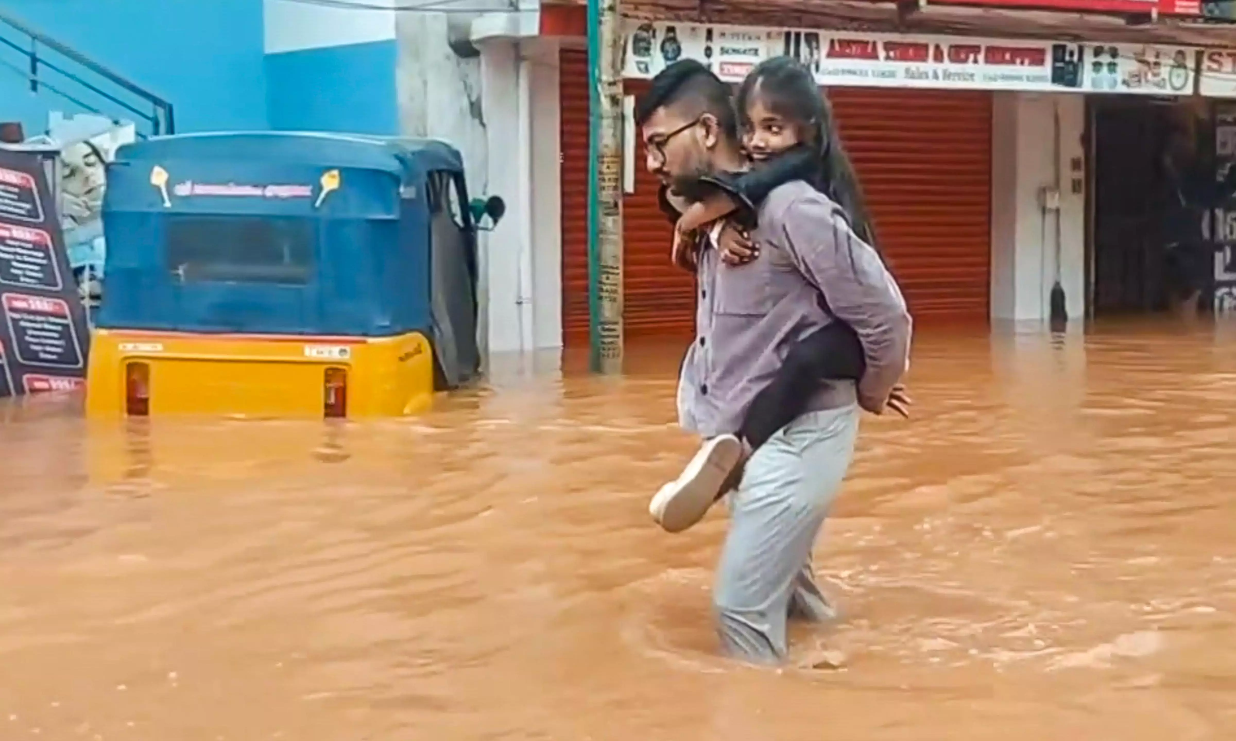 Cyclone Fengal, Puducherry, heavy rains in Pondy