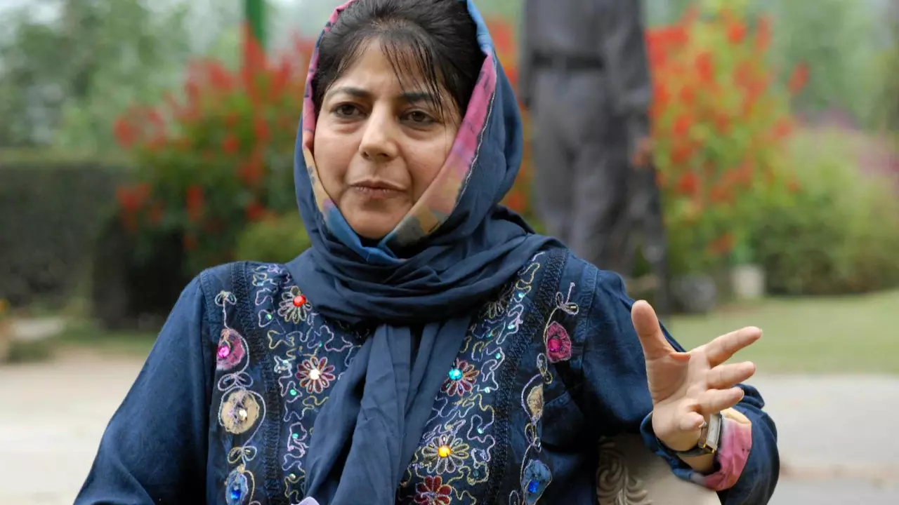 Mehbooba Mufti, Jammu and Kashmir, politics, centre, troops, CAPF, The Federal, English news website