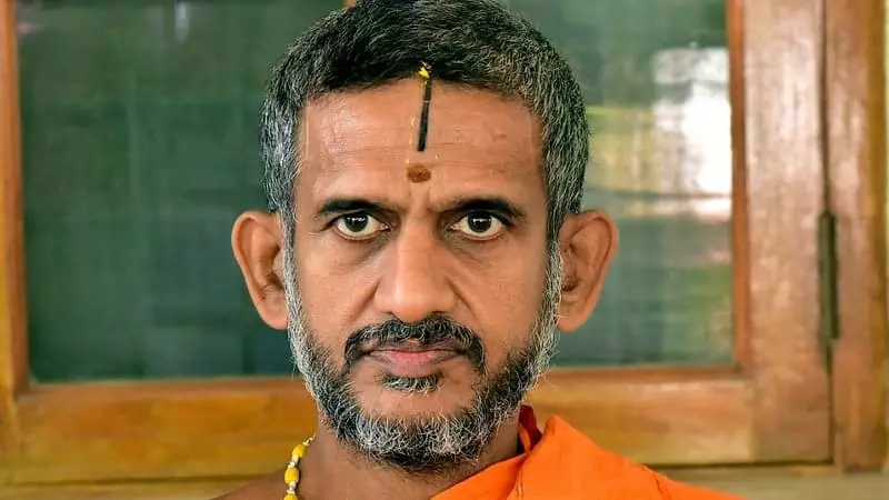 Pejavar Mutt seer says his remarks on Constitution misquoted by media