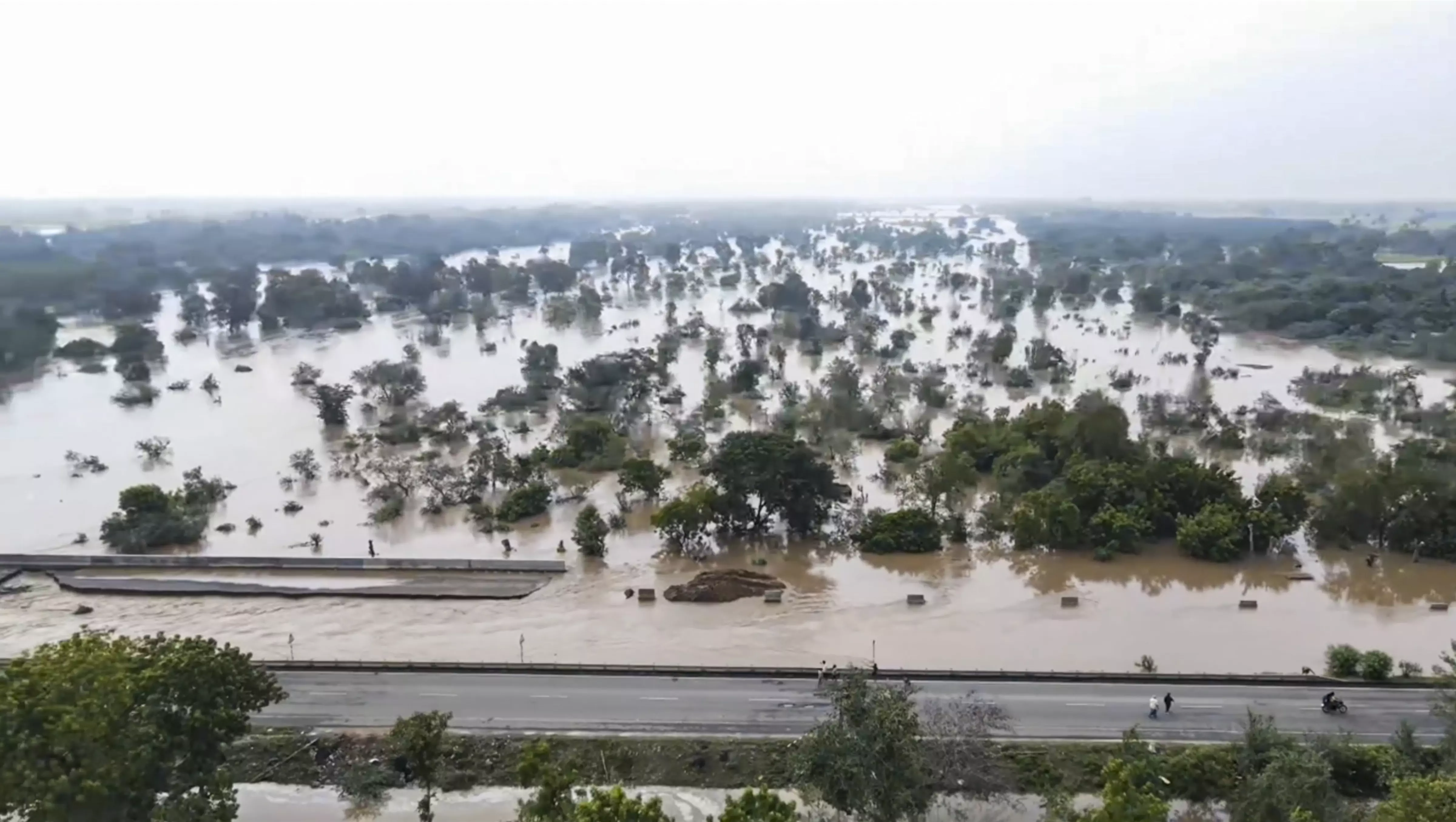 Fengal effect: IMD issues red alert for north Kerala; heavy rain forecast