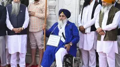 Punjab: Day after attack, Sukhbir Badal performs sewa at Takht Kesgarh Sahib