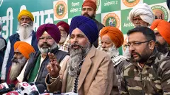 Punjab farmer leader Sarwan Singh Pandher with other leaders at a press conference at the Shambhu Border, in Patiala district, Punjab, Saturday, Dec. 7, 2024. Image: PTI