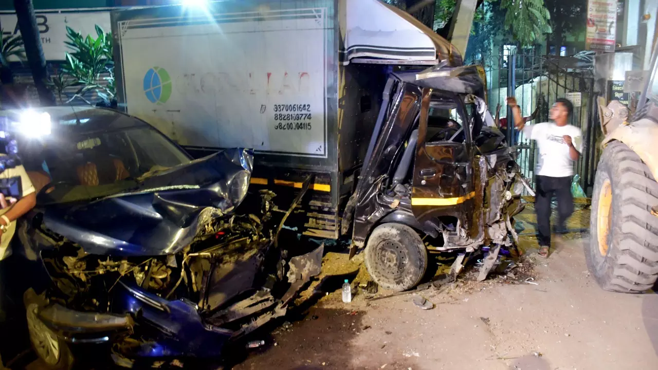 Mumbai: 7 dead, 42 hurt as BEST bus driver loses control; brake failure suspected