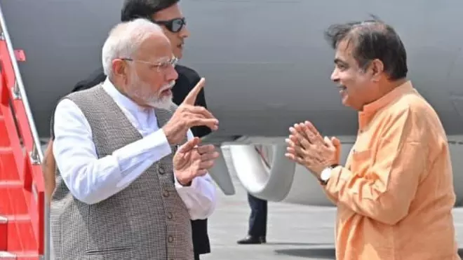 Narendra Modi, Nitin Gadkari Narendra Modi, Nitin Gadkari
