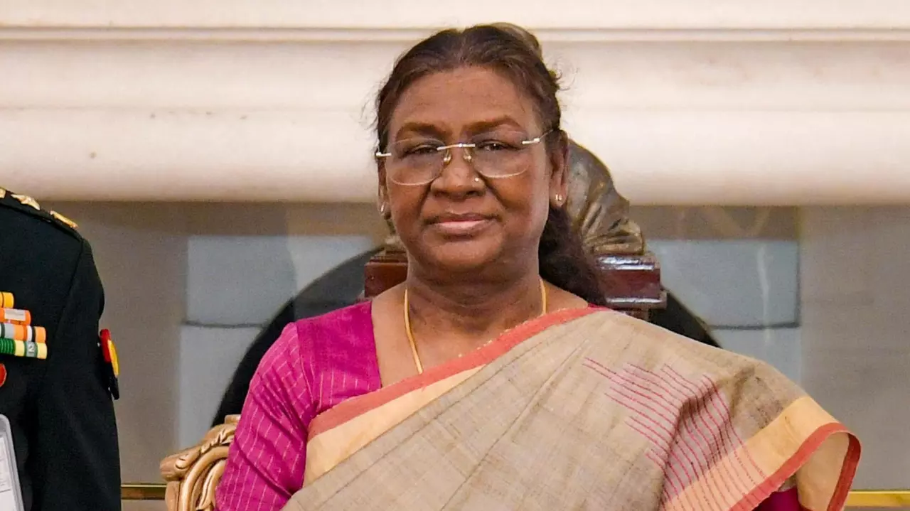 president promulgates ordinance j&k reservation act 85% ladakh