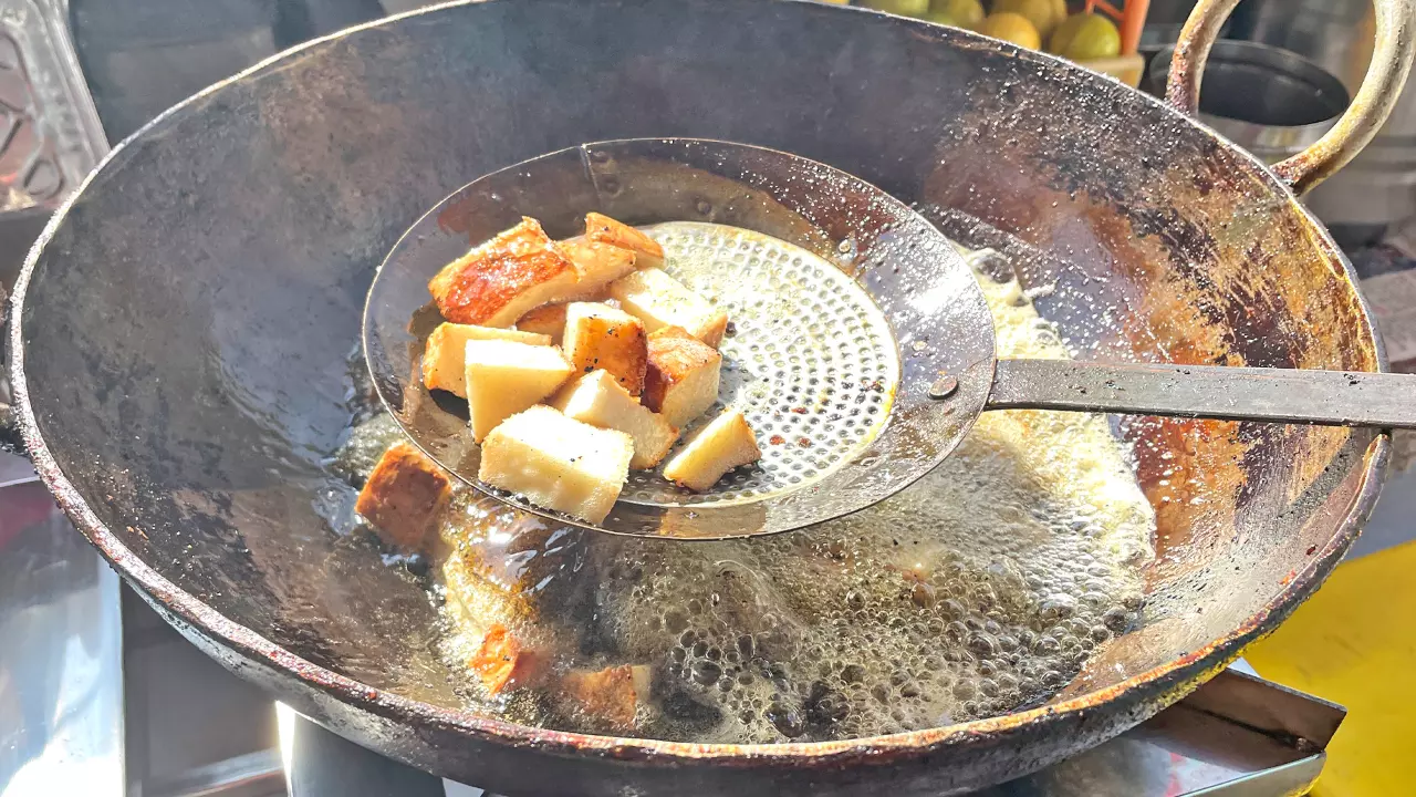 Gajak and Garadu: How crisp, golden morsels warm up winters in Indore Gajak and Garadu: How crisp, golden morsels warm up winters in Indore