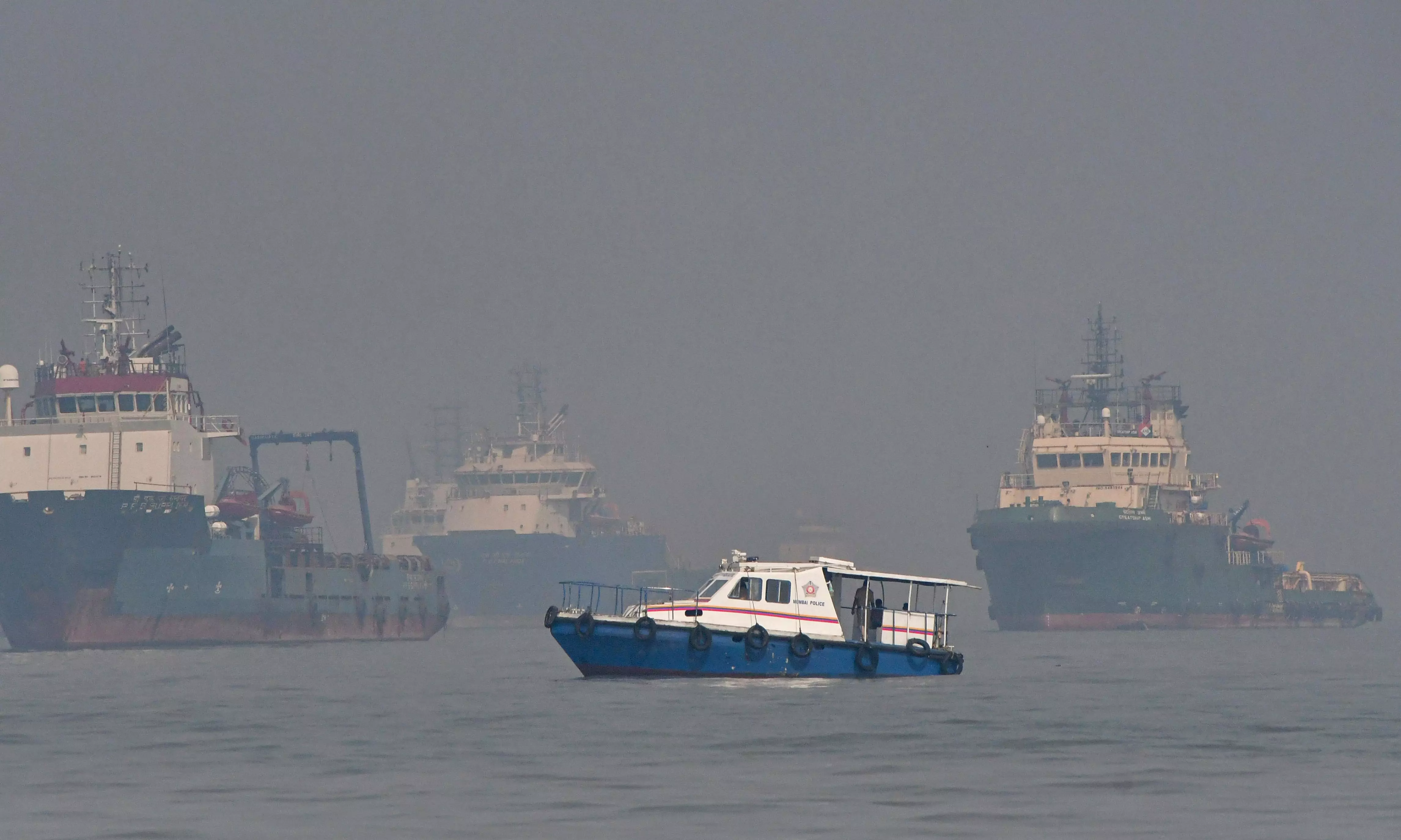 Mumbai ferry accident: Search operation on for missing 7-year-old boy