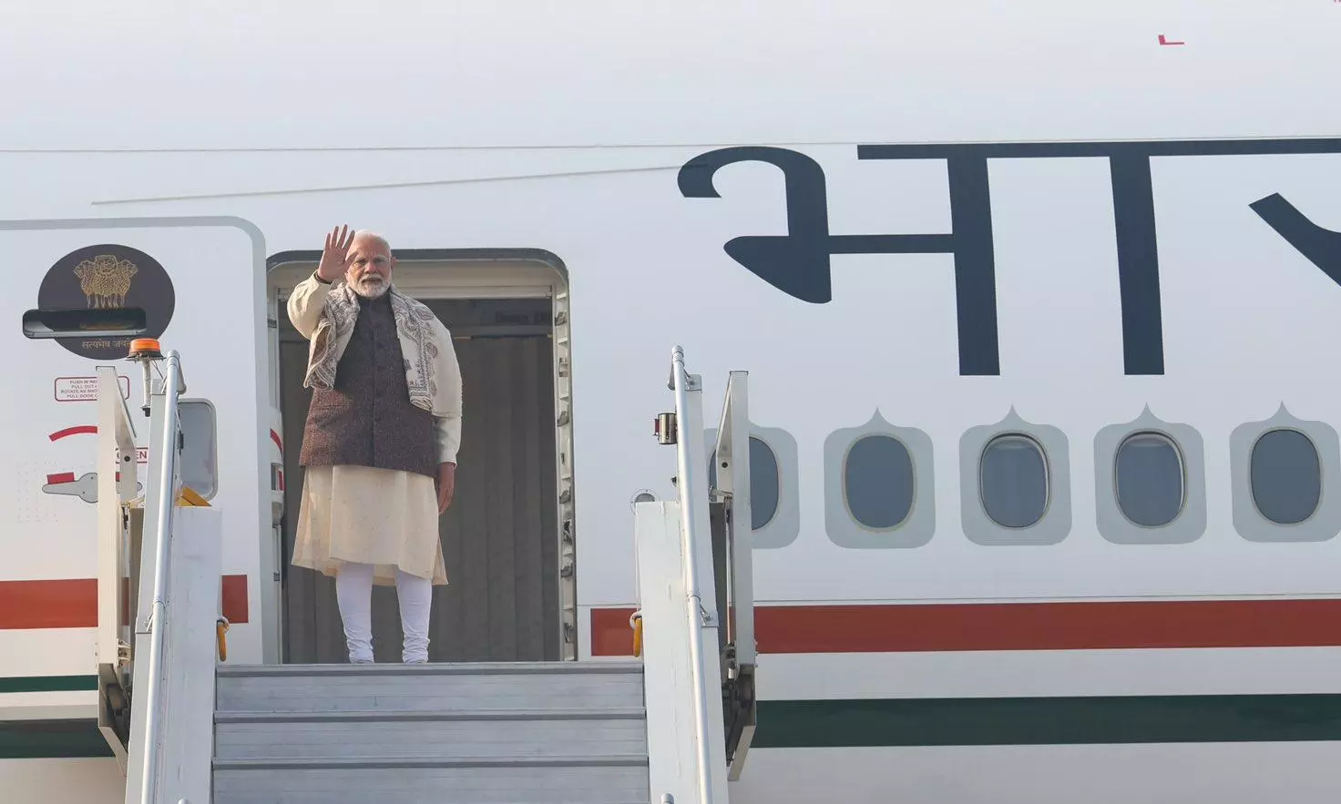 PM Modi arrives in Kuwait for 2-day official visit