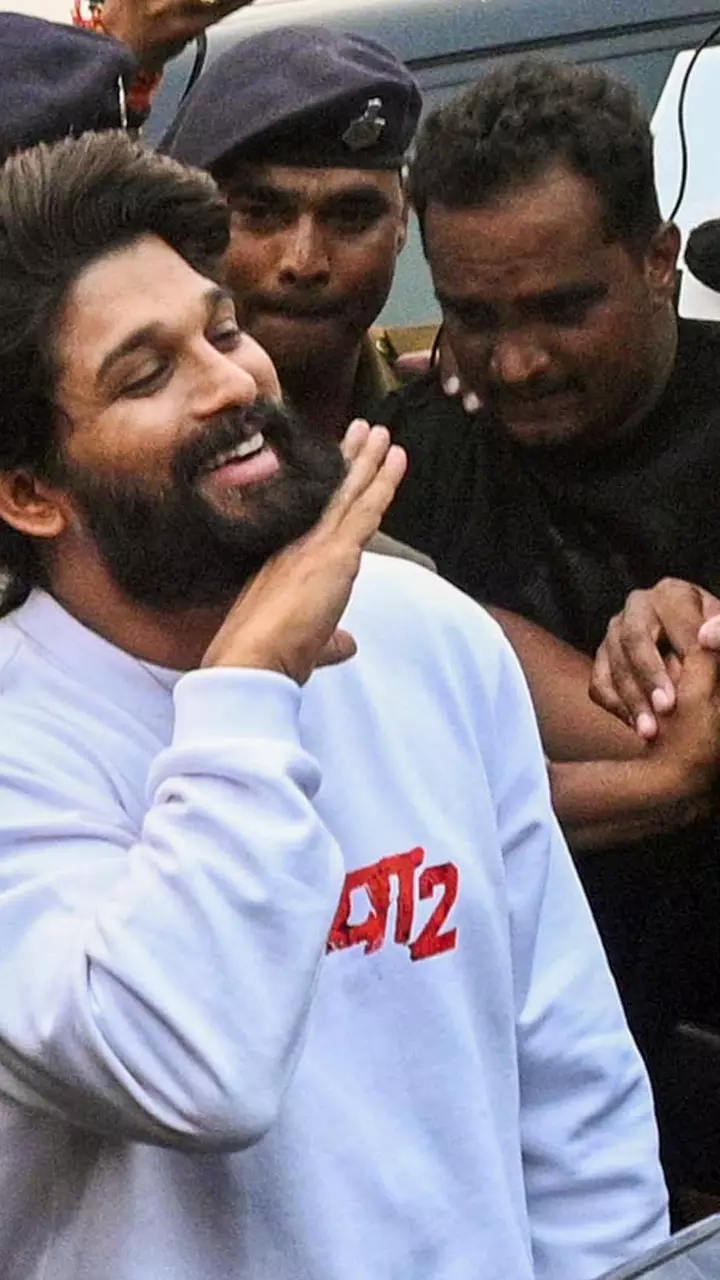 Telugu superstar Allu Arjun arrives at Jai Prakash Narayan airport before launch of Pushpa 2 trailer, in Patna, Sunday, Nov. 17,2024. Telugu superstar Allu Arjun arrives at Jai Prakash Narayan airport before launch of Pushpa 2 trailer, in Patna, Sunday, Nov. 17,2024.