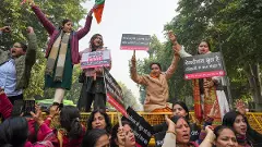 Mahila Samman scheme: BJP Mahila Morcha protests near Kejriwals house