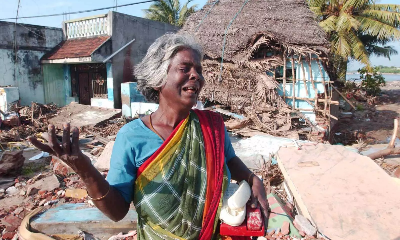 Milk, flowers, and prayers mark 20 years since Tsunami hit TN coast