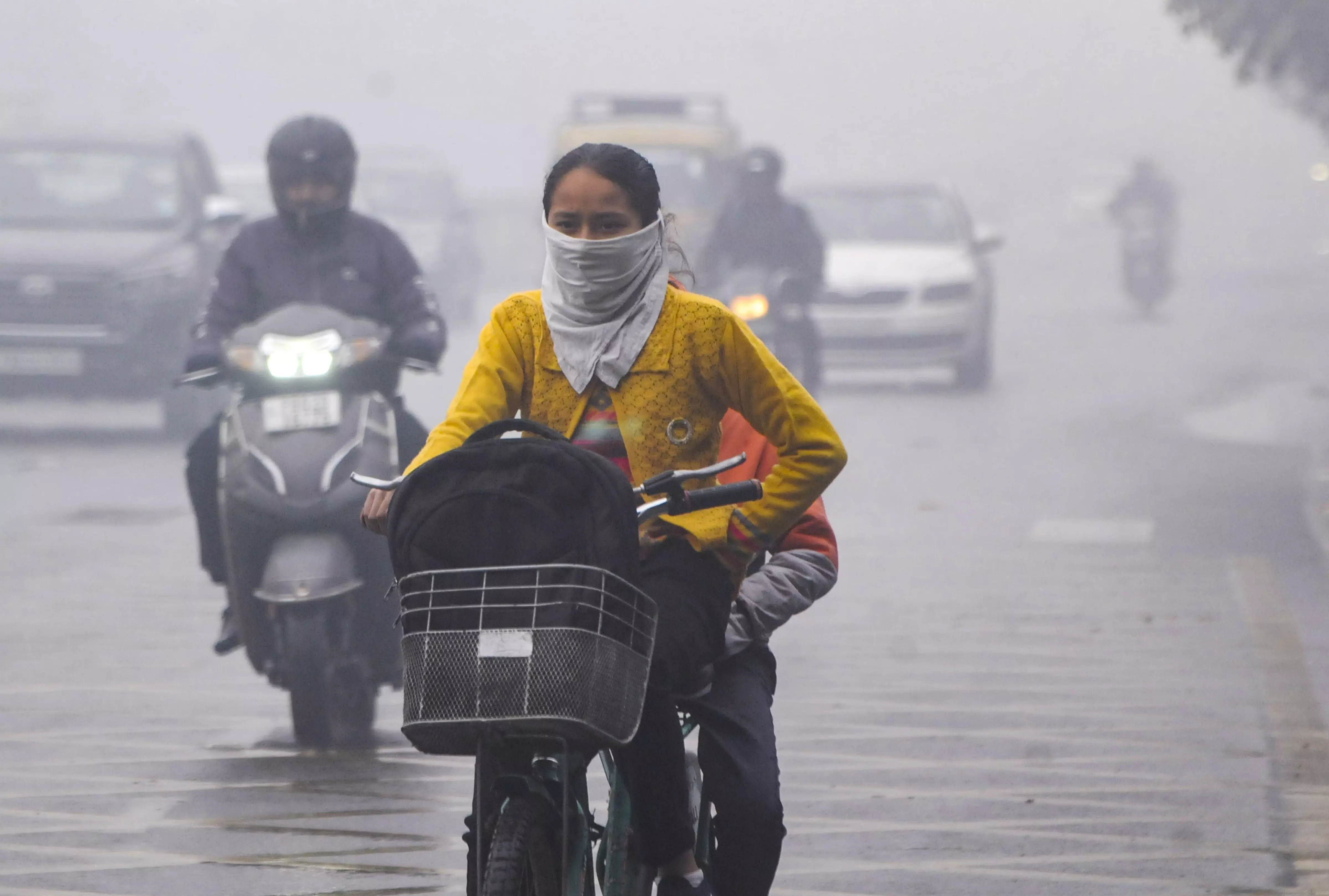 Delhi records highest December rainfall in 15 years, mercury drops to 14.6 degree Celsius