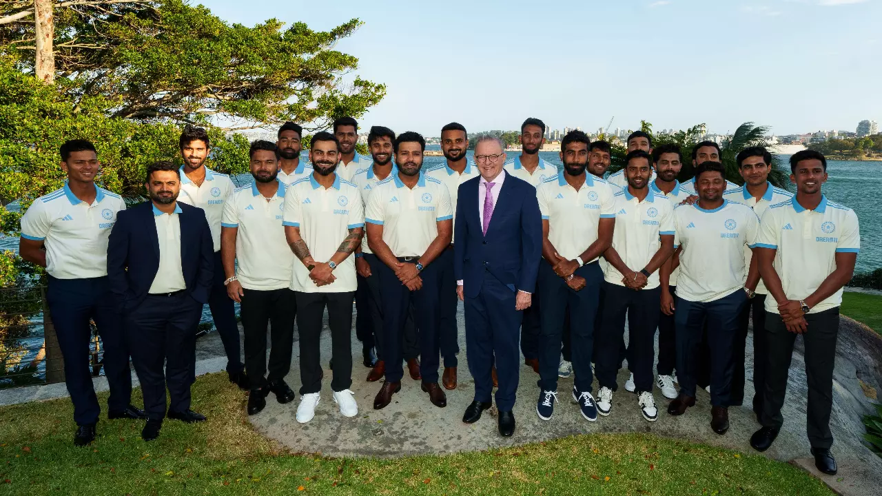 Australian PM Albanese meets teams ahead of Sydney Test, sings Bumrahs praise