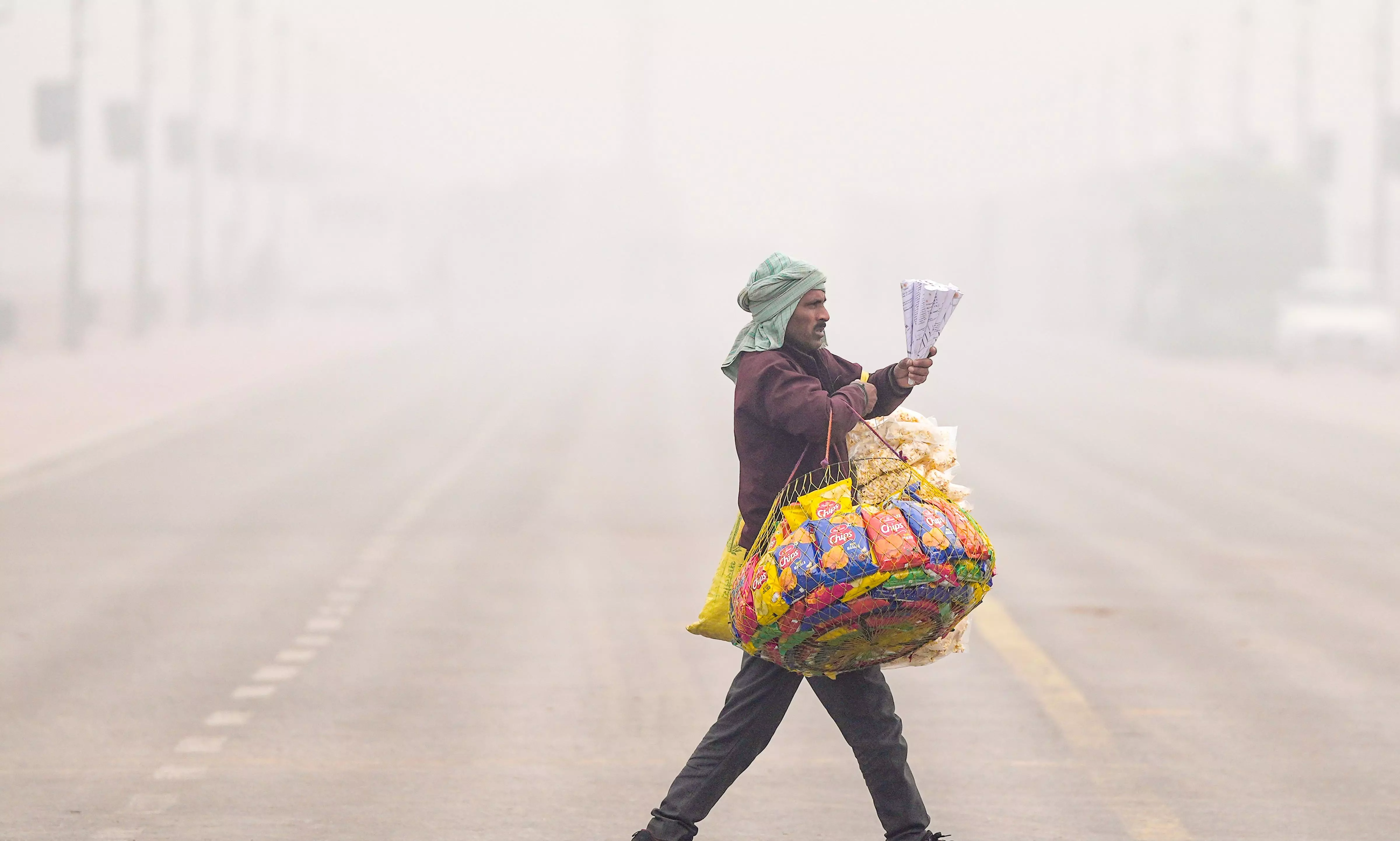 Delhi: 15 flights diverted, many delayed as dense fog hits operations at airport