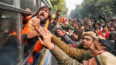 Fake voter registrations: BJP protests near Kejriwals residence