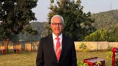 Manipur Governor discusses states situation with CRPF