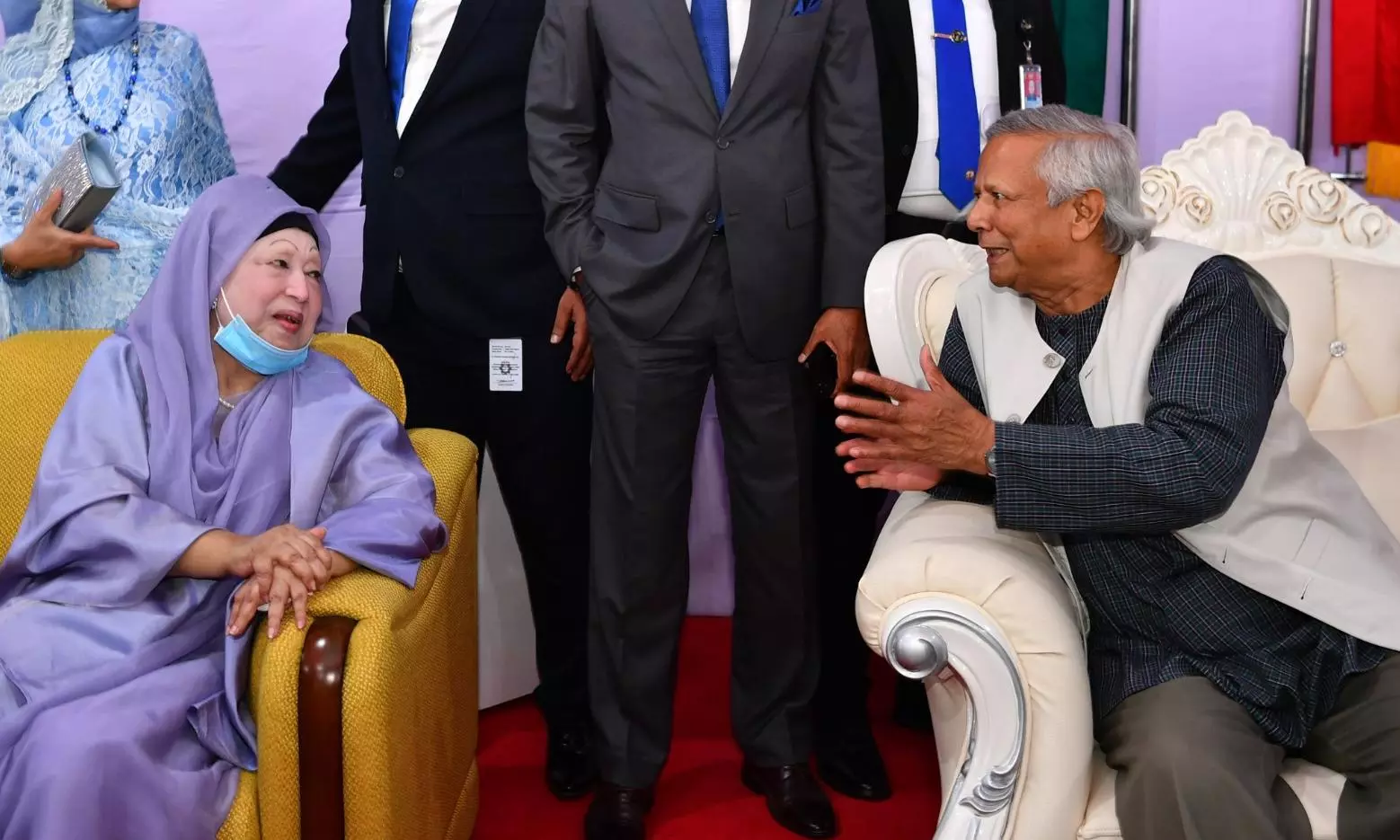 Adviser to Bangladesh’s interim government Mohammed Yunus with BNP chairperson Khaleda Zia