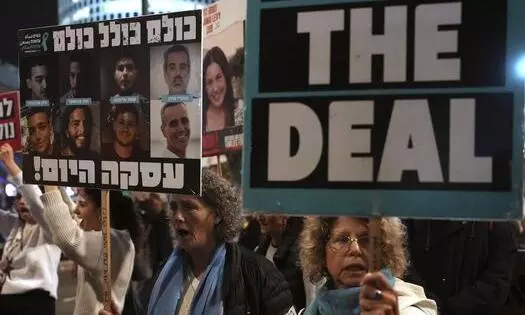 Demonstrators in Tel Aviv