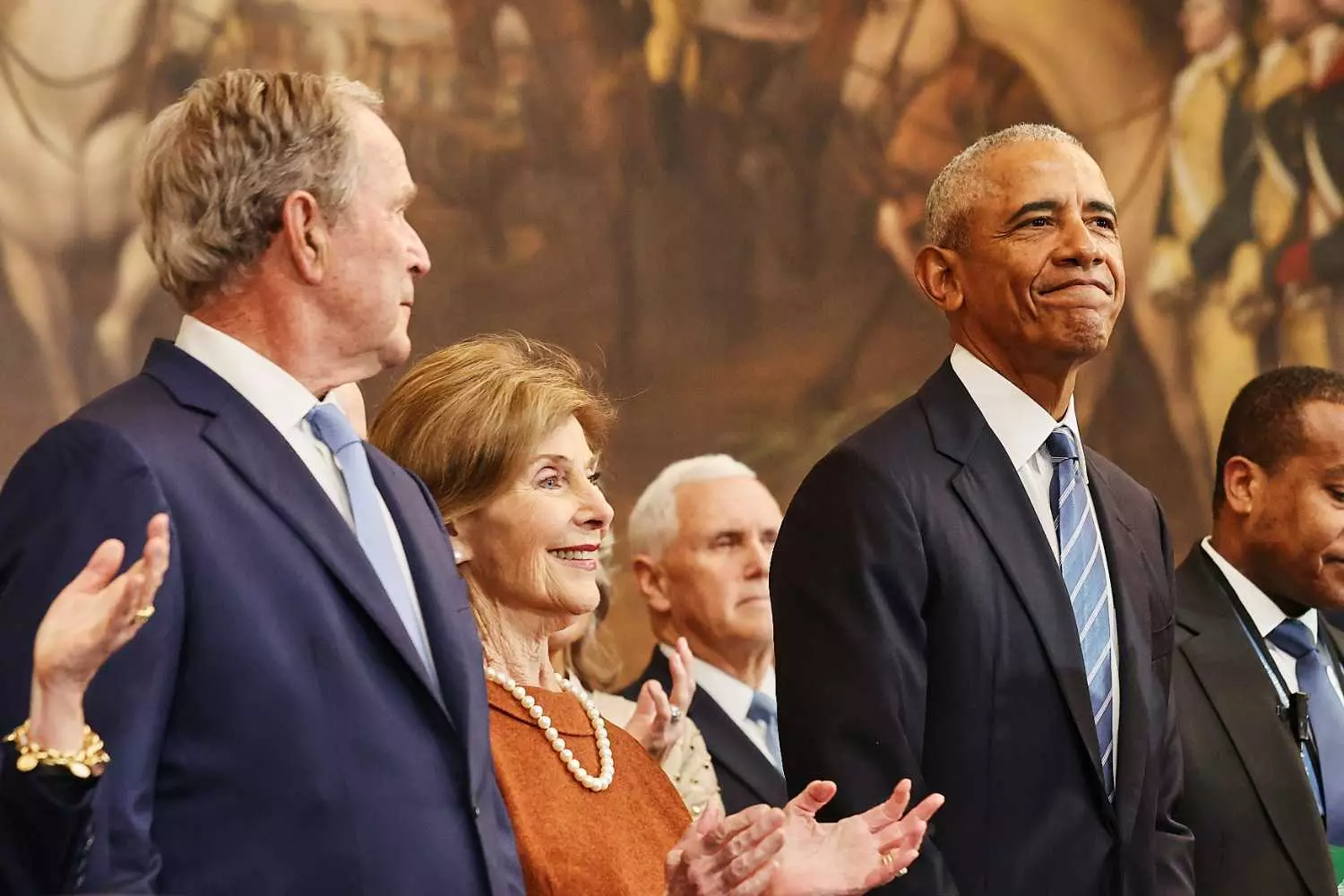 From left, former President George W. Bush, former first lady Laura Bush and former President Barack Obama, arrive before the 60th Presidential Inauguration in the Rotunda of the U.S. Capitol in Washington, Monday, Jan. 20. AP/PTI