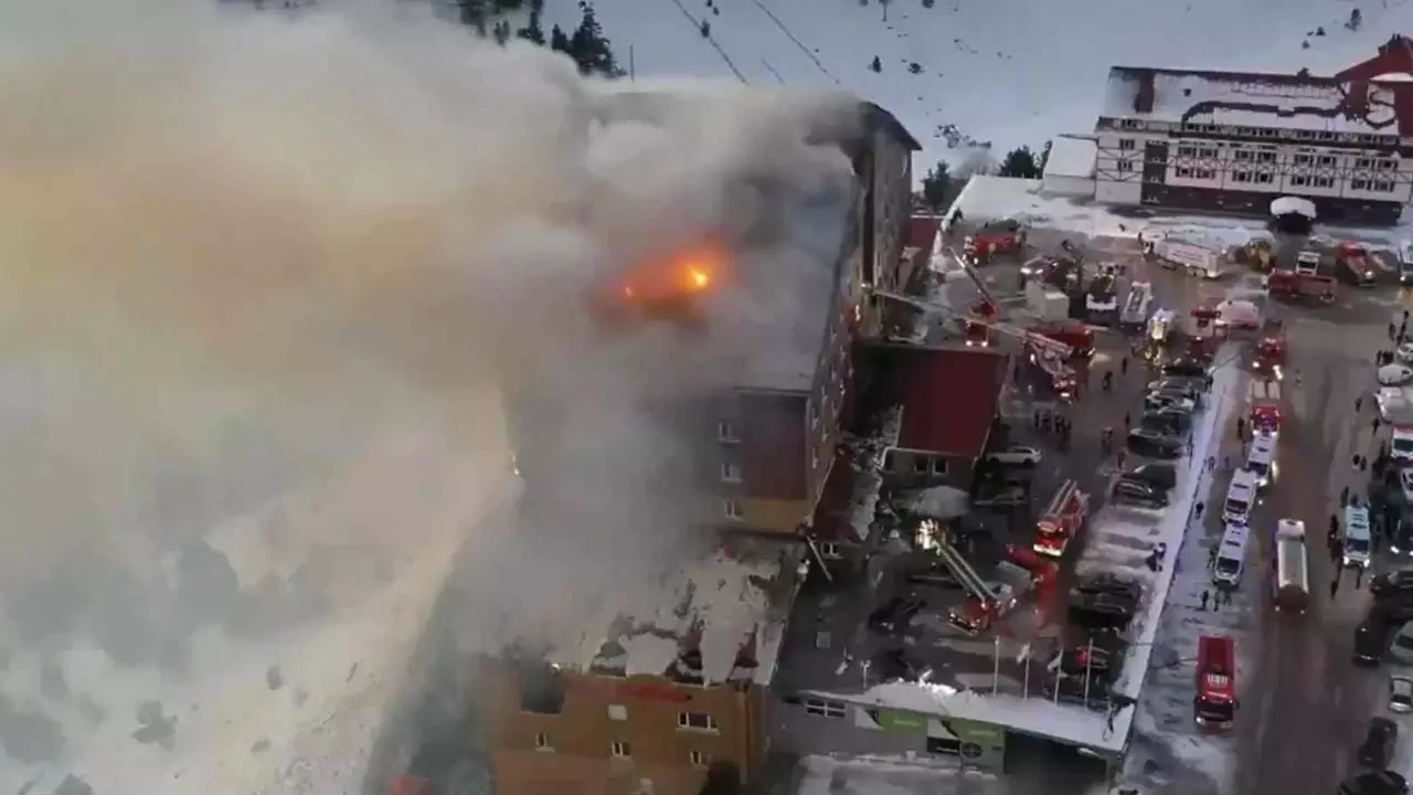 Turkiye hotel fire