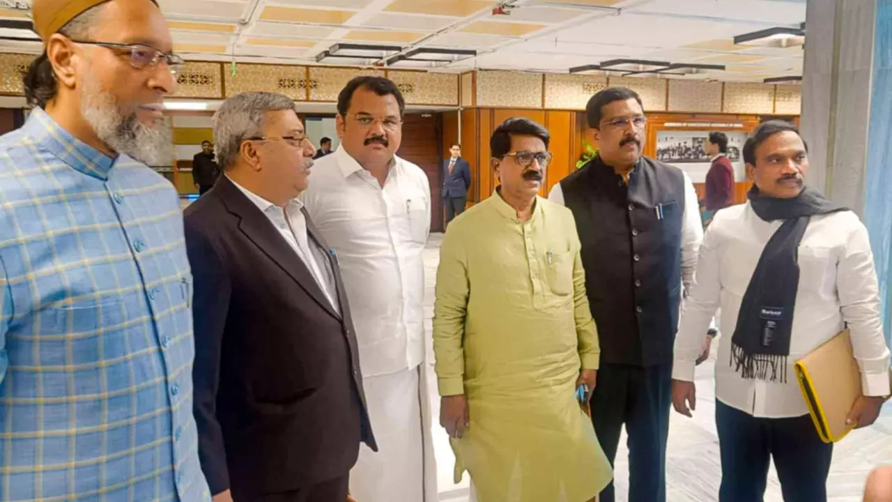 JPC on Waqf amendment bill submitted